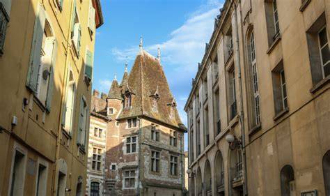 visiter agen vieille ville tableau panoramique