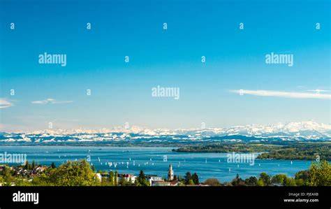 vue panoramique lac plan du lac alpes