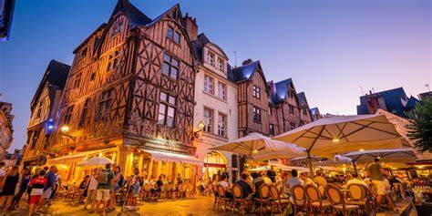 quartier Žižkov nocturne et tours