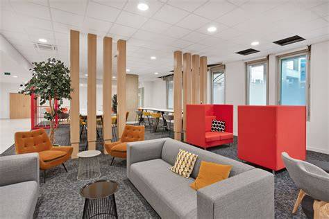 Hostels modernes avec espaces conviviaux et sécurité