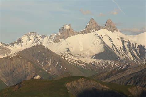 vue panoramique Aiguilles d'Arves et Etendard