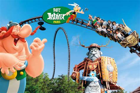 Images d’Idéfix au Parc Astérix montrant le chien blanc avec extrémités noires